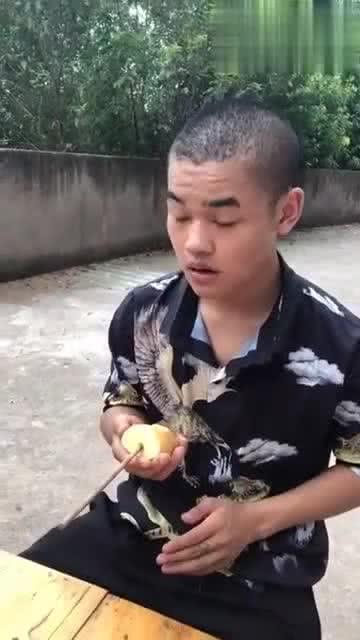 三妹好奇吃瓜,揭秘吃瓜背后的趣味与奥秘