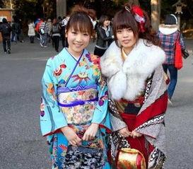 唐人吃瓜香云纱,香云纱下的吃瓜时光