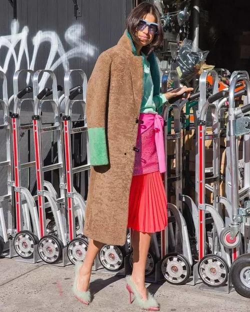 黄吃瓜裙裙,揭秘网络红人的时尚魅力与争议