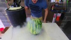 好兄弟吃瓜视频,揭秘娱乐圈幕后故事  第3张